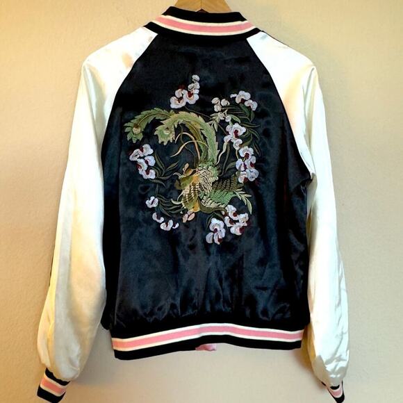 Reversible Charmeuse Embroidered Bomber Jacket Reversible Pockets Black Pink - Picture 5 of 11
